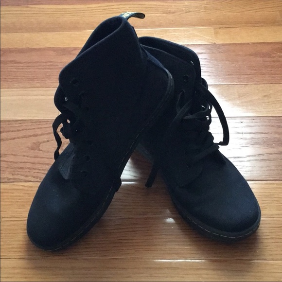 New dr martens high tops - Picture 2 of 4